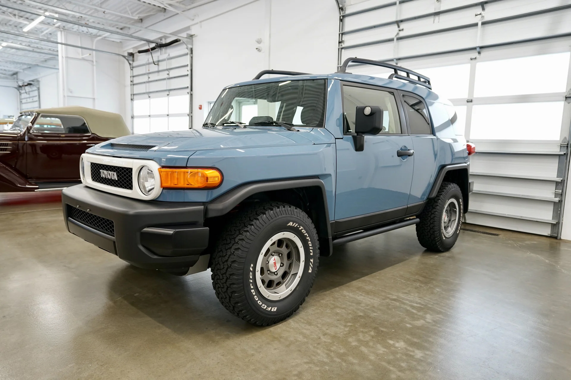 2014 Toyota FJ Cruiser Trail Teams